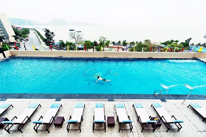 Khách sạn tại Bãi Cháy có bể bơi 5 sao Mường Thanh Hạ Long 